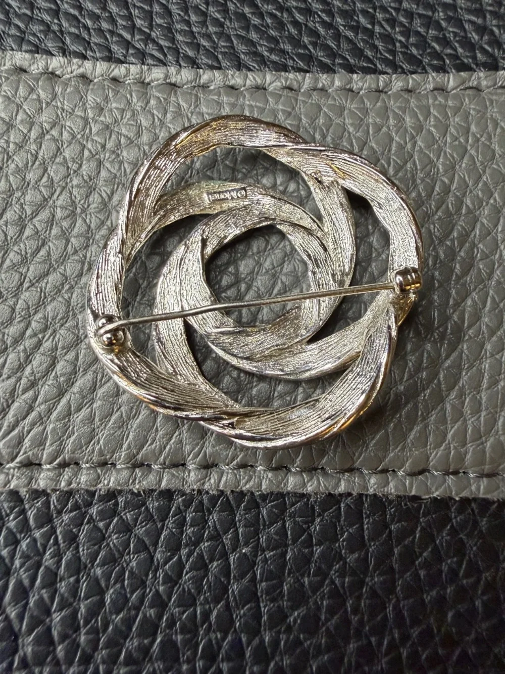 Vintage Monet Silver Tone Swirl Brooch Pin 1.75